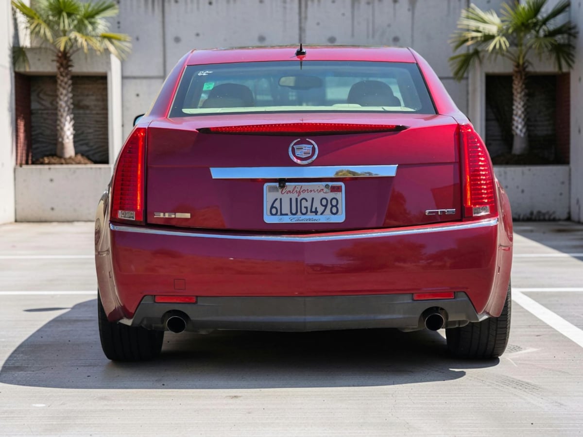 Photo 7 of this Cadillac CTS