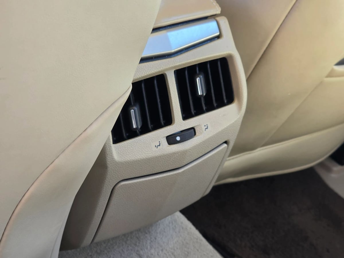 Photo 21 of this Cadillac CTS