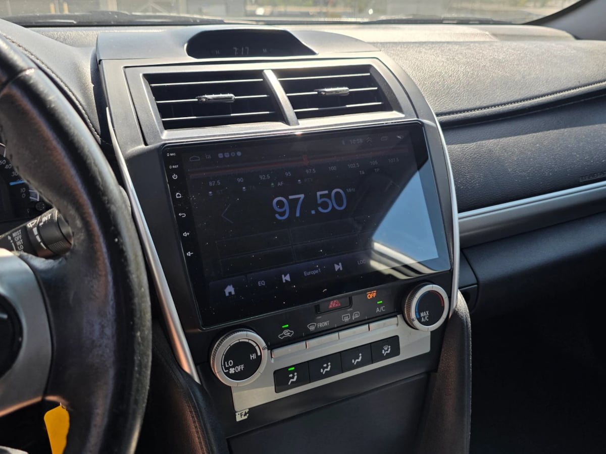 Photo 27 of this Toyota Camry