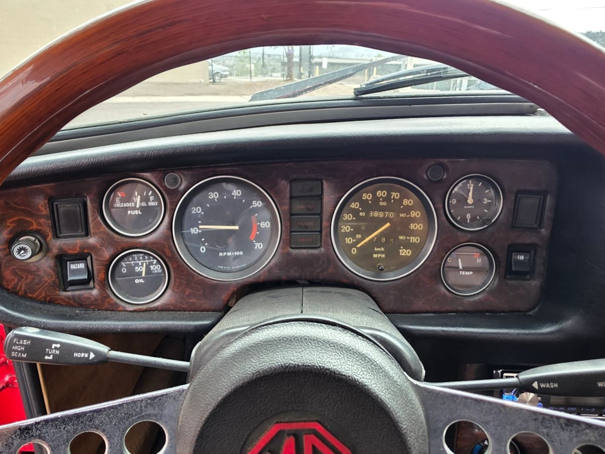 Photo 19 of this MG MGB
