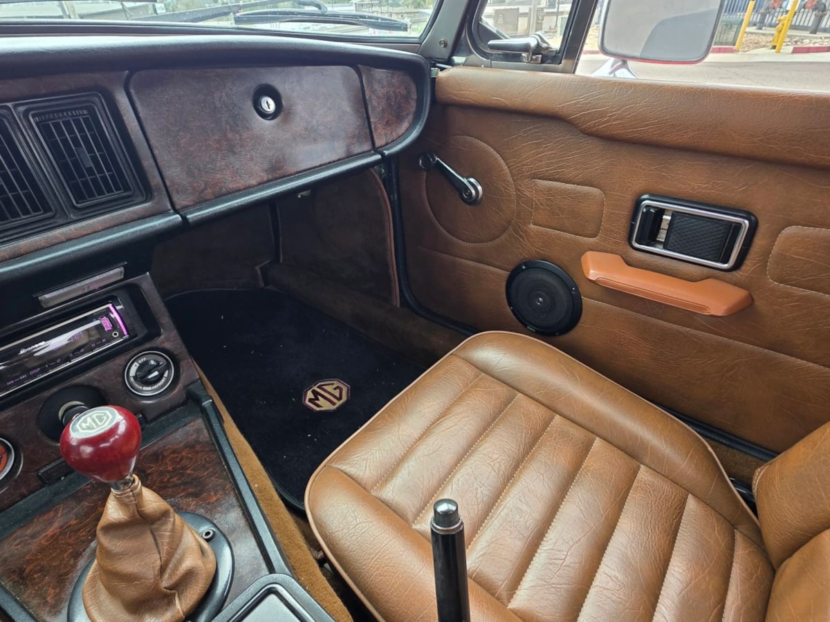 Photo 25 of this MG MGB