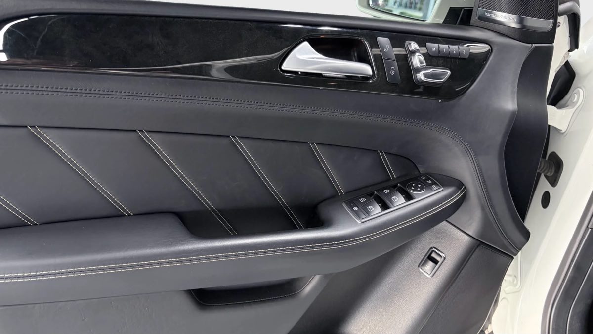 Photo 10 of this Mercedes-Benz AMG GLE 63 S