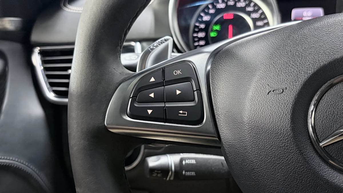 Photo 16 of this Mercedes-Benz AMG GLE 63 S