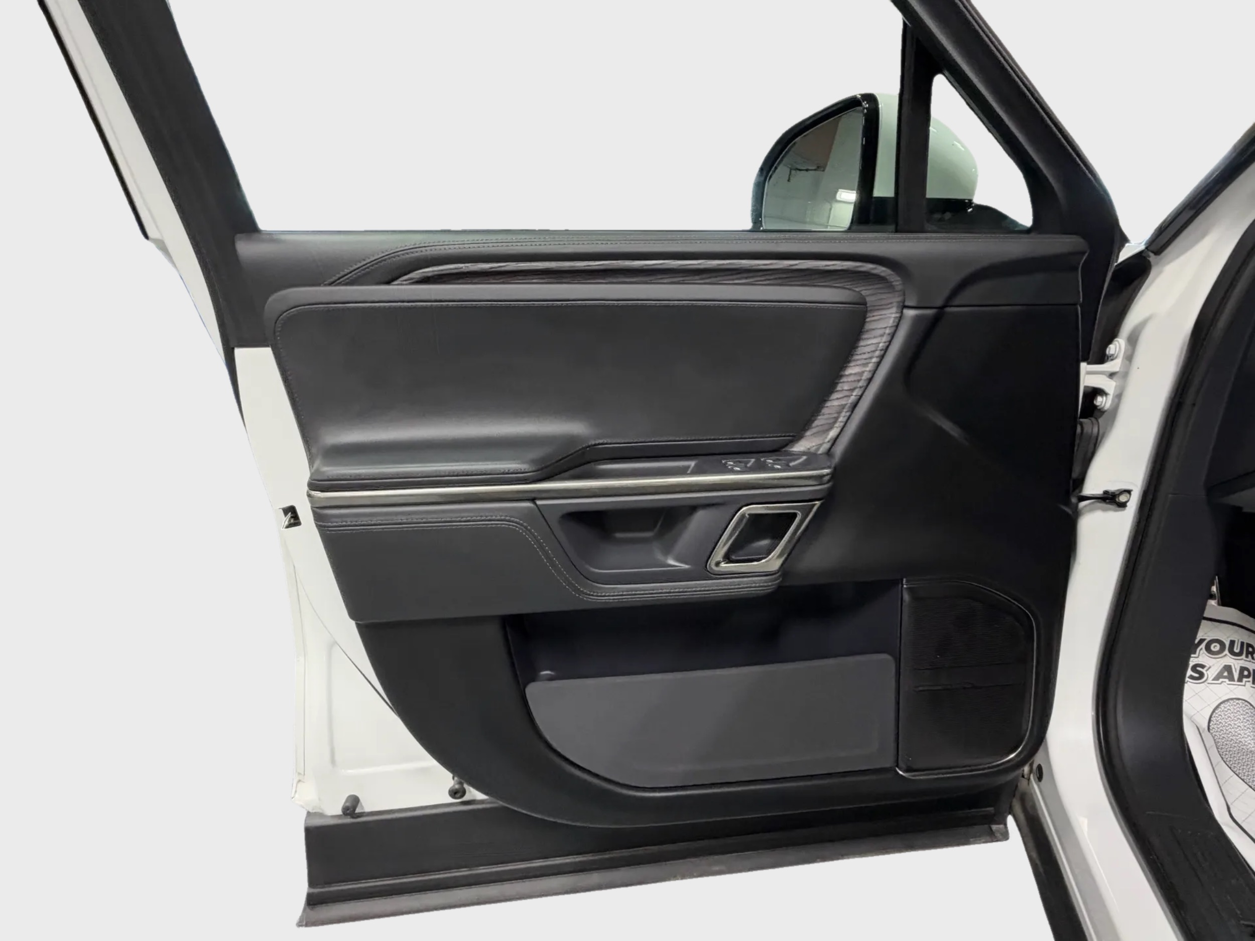 Photo 13 of this Rivian R1T