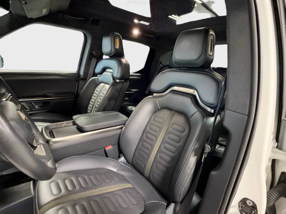 Photo 16 of this Rivian R1T