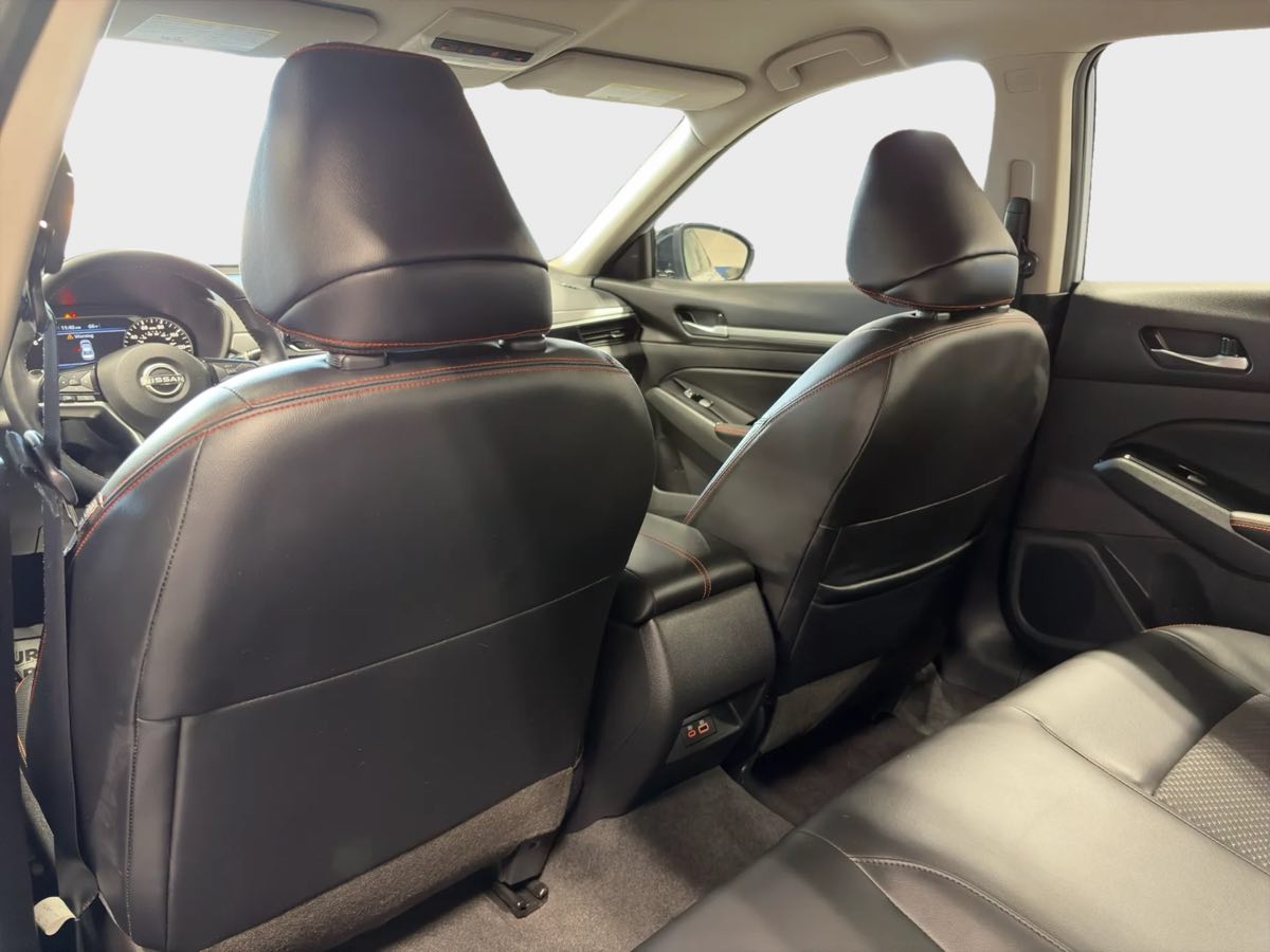 Photo 24 of this Nissan Altima