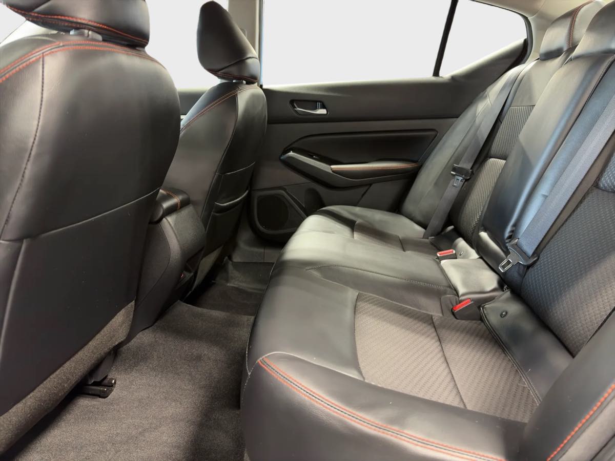 Photo 25 of this Nissan Altima