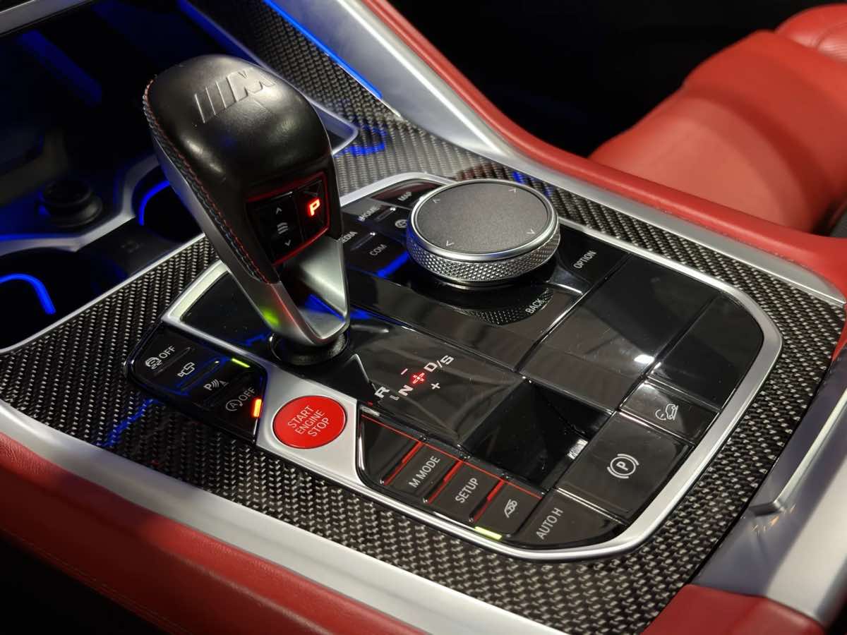 Photo 24 of this BMW X6 M