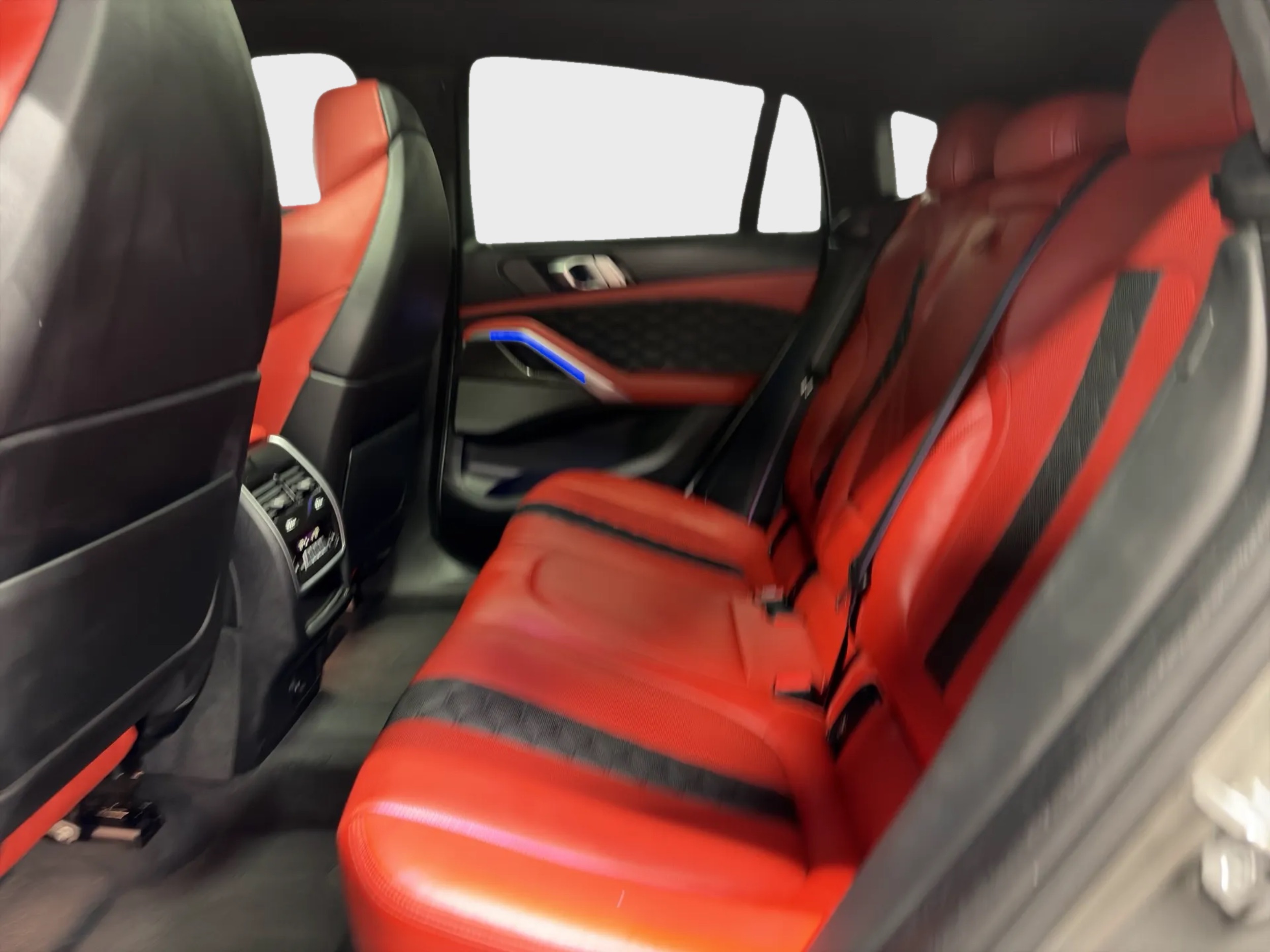Photo 28 of this BMW X6 M