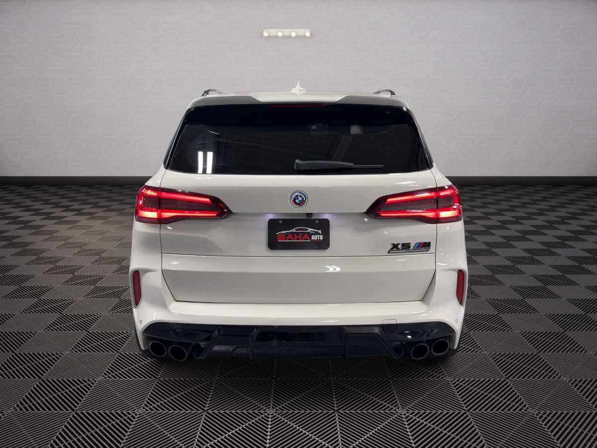 Photo 6 of this BMW X5 M