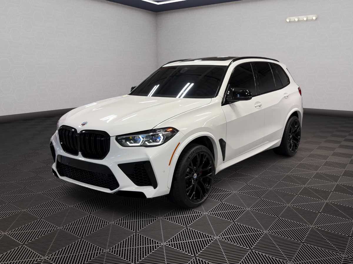 Photo 9 of this BMW X5 M
