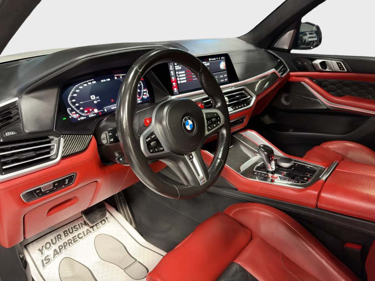 Photo 11 of this BMW X5 M