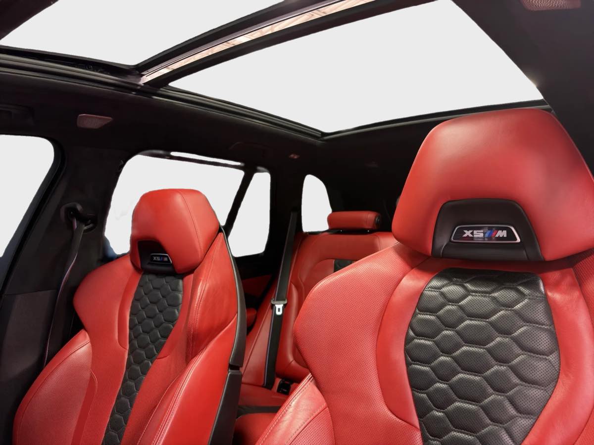 Photo 12 of this BMW X5 M