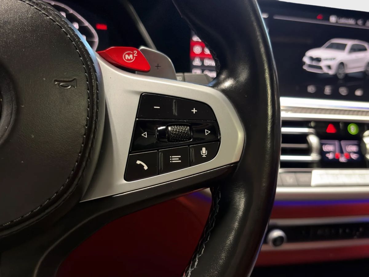 Photo 14 of this BMW X5 M
