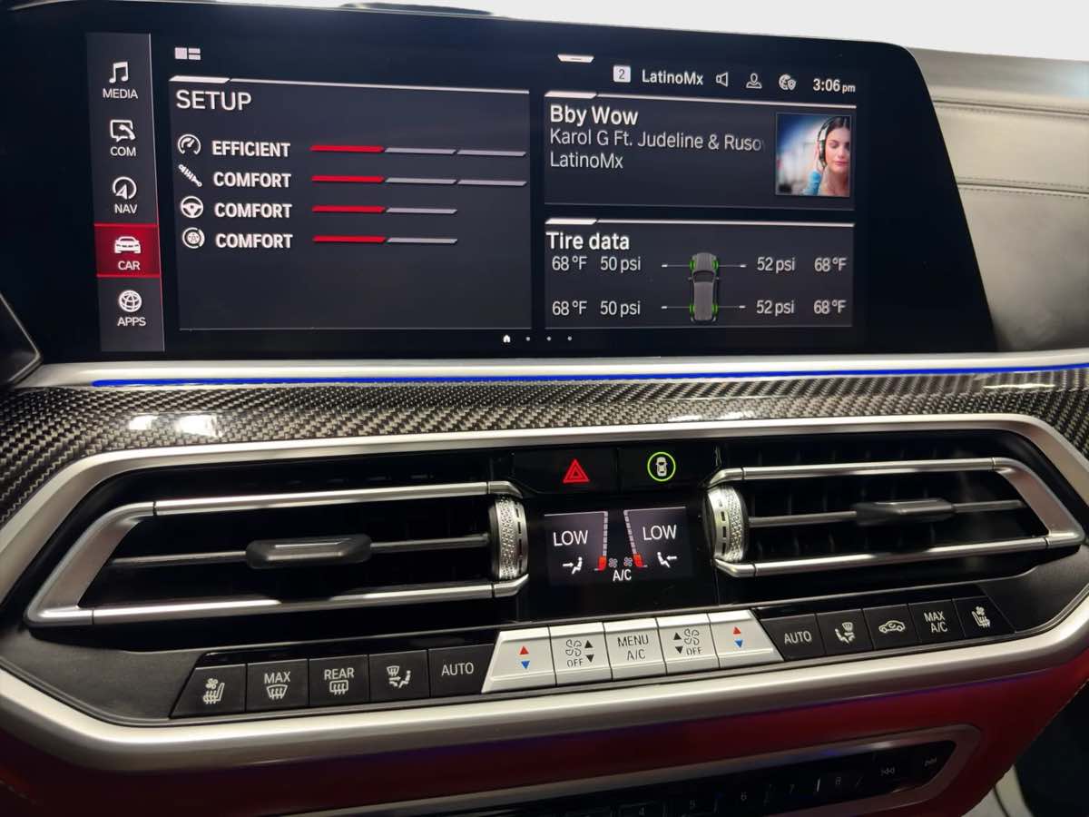 Photo 17 of this BMW X5 M