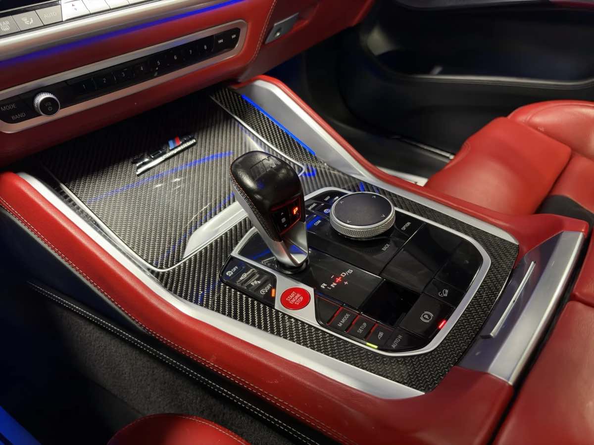 Photo 18 of this BMW X5 M