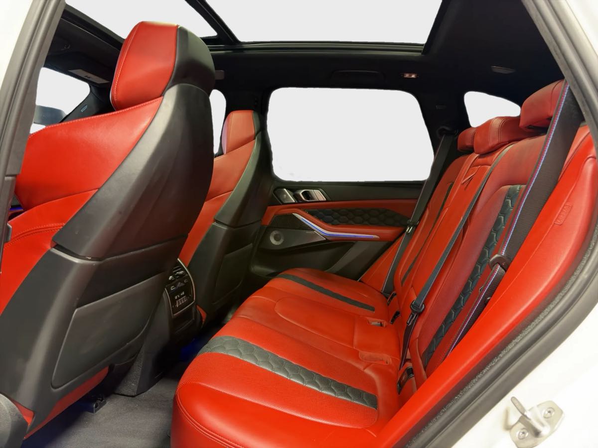 Photo 26 of this BMW X5 M