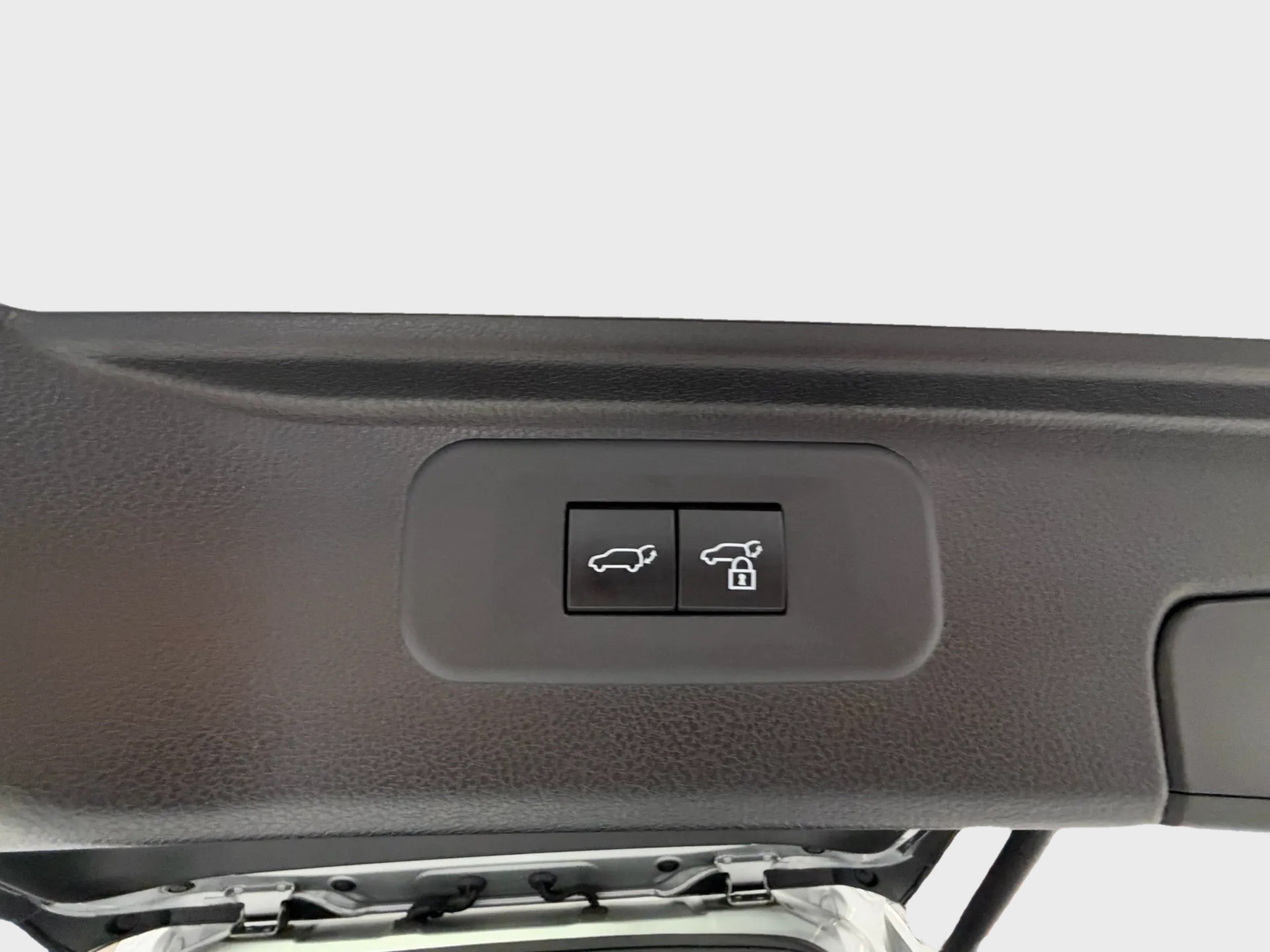 Photo 39 of this Toyota Grand Highlander