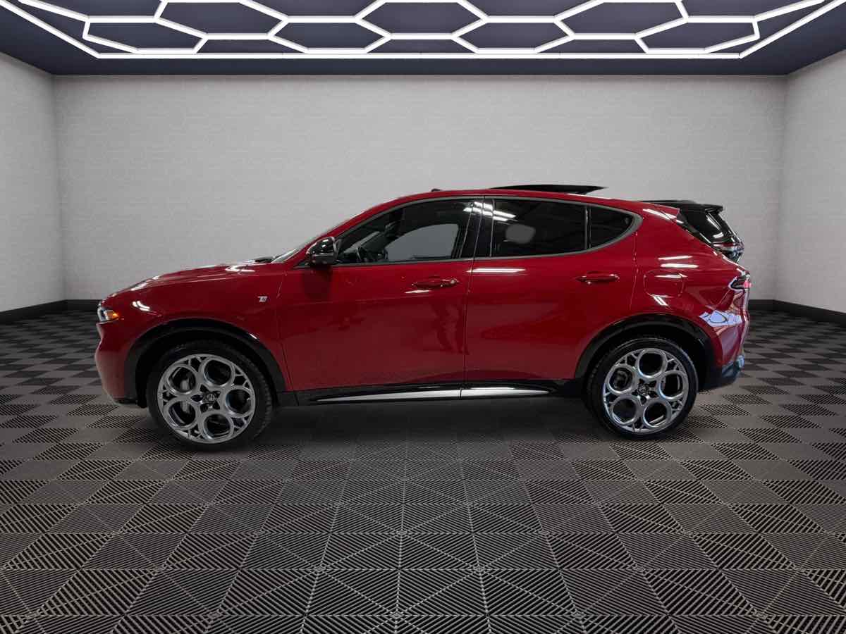 Photo 3 of this Alfa Romeo Tonale