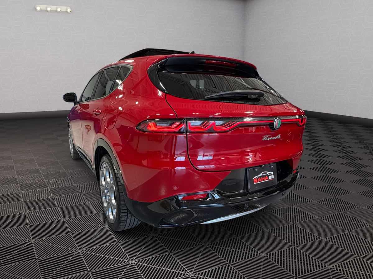 Photo 7 of this Alfa Romeo Tonale