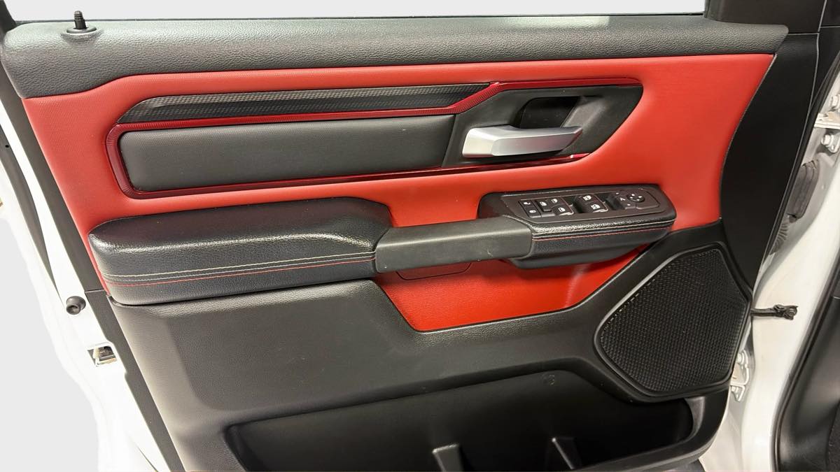 Photo 11 of this Ram 1500