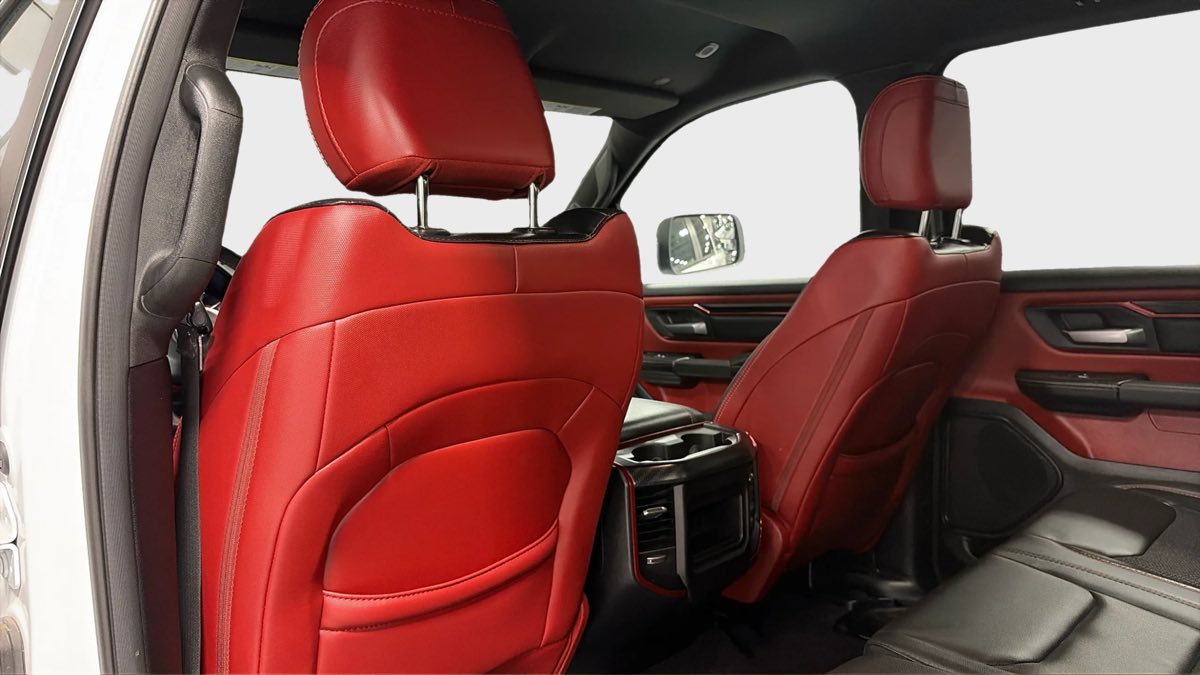 Photo 28 of this Ram 1500