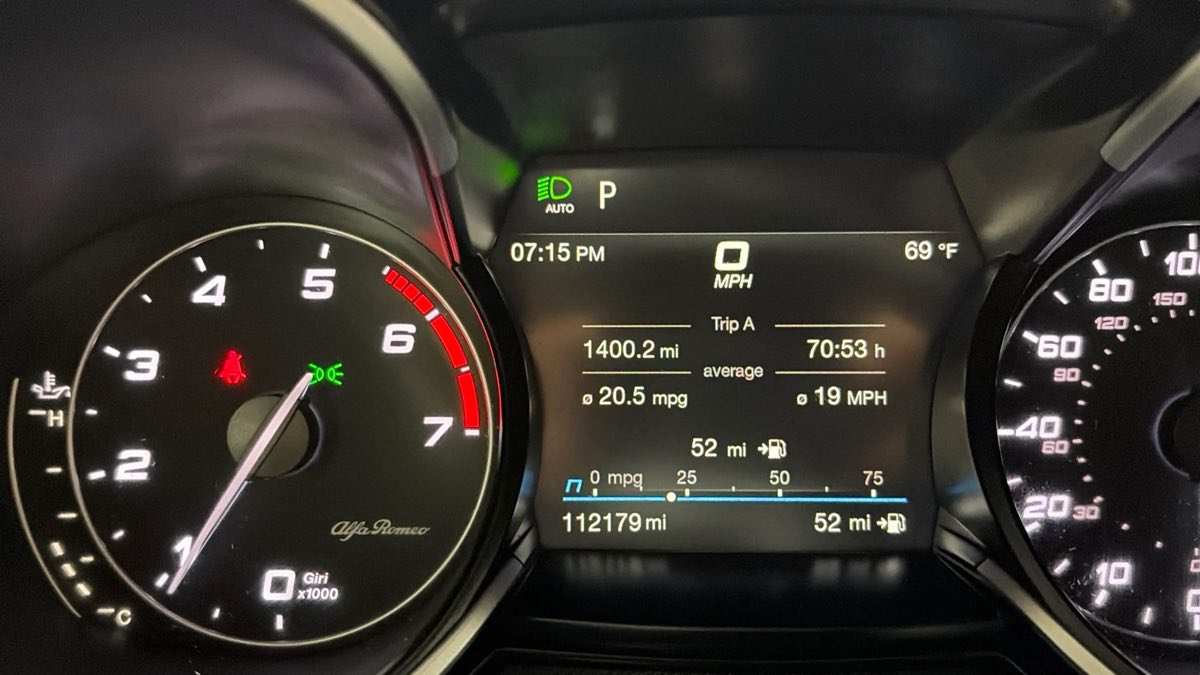 Photo 18 of this Alfa Romeo Stelvio