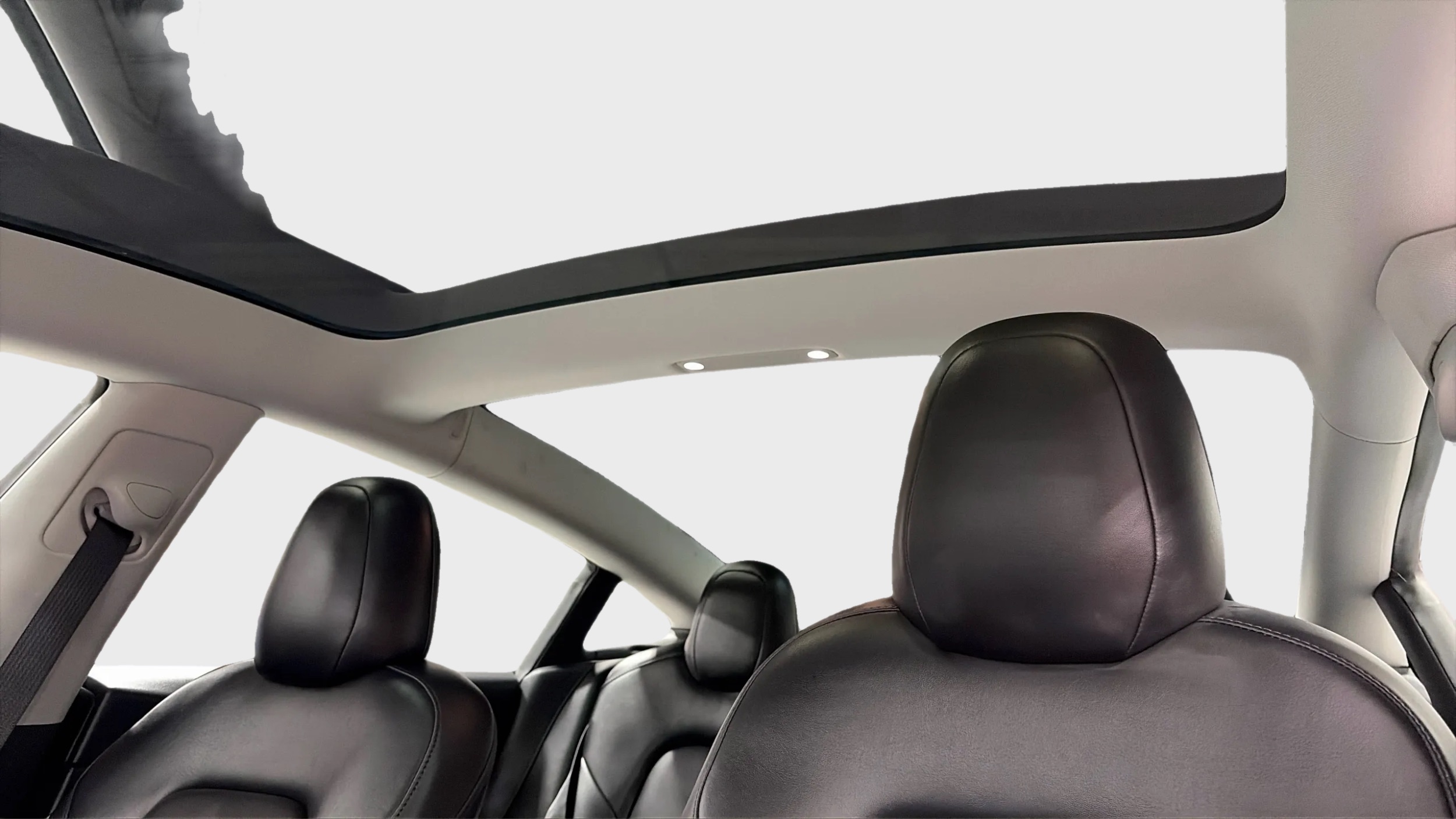 Photo 11 of this Tesla Model 3