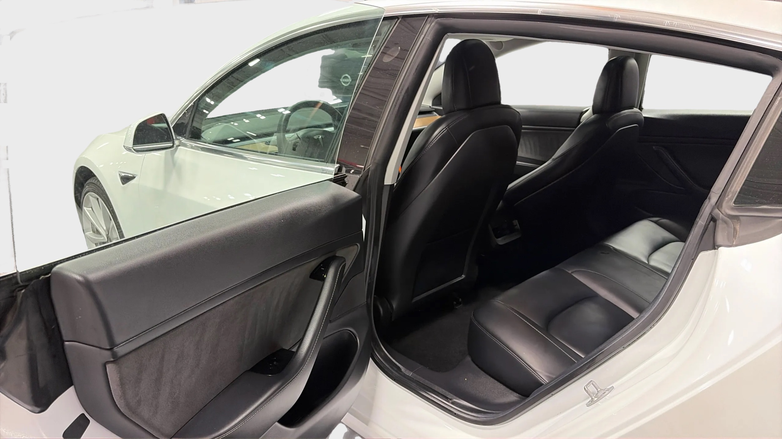 Photo 19 of this Tesla Model 3