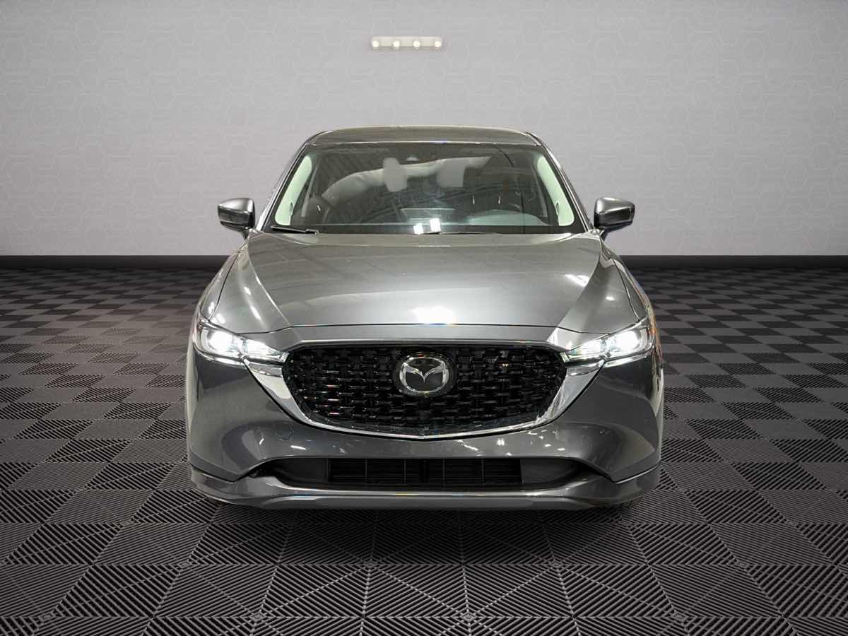 Photo 2 of this Mazda CX-5