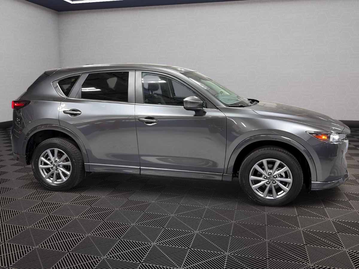 Photo 4 of this Mazda CX-5