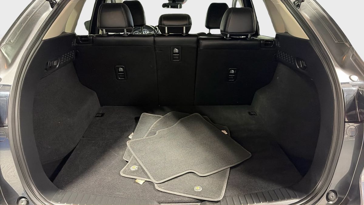 Photo 30 of this Mazda CX-5