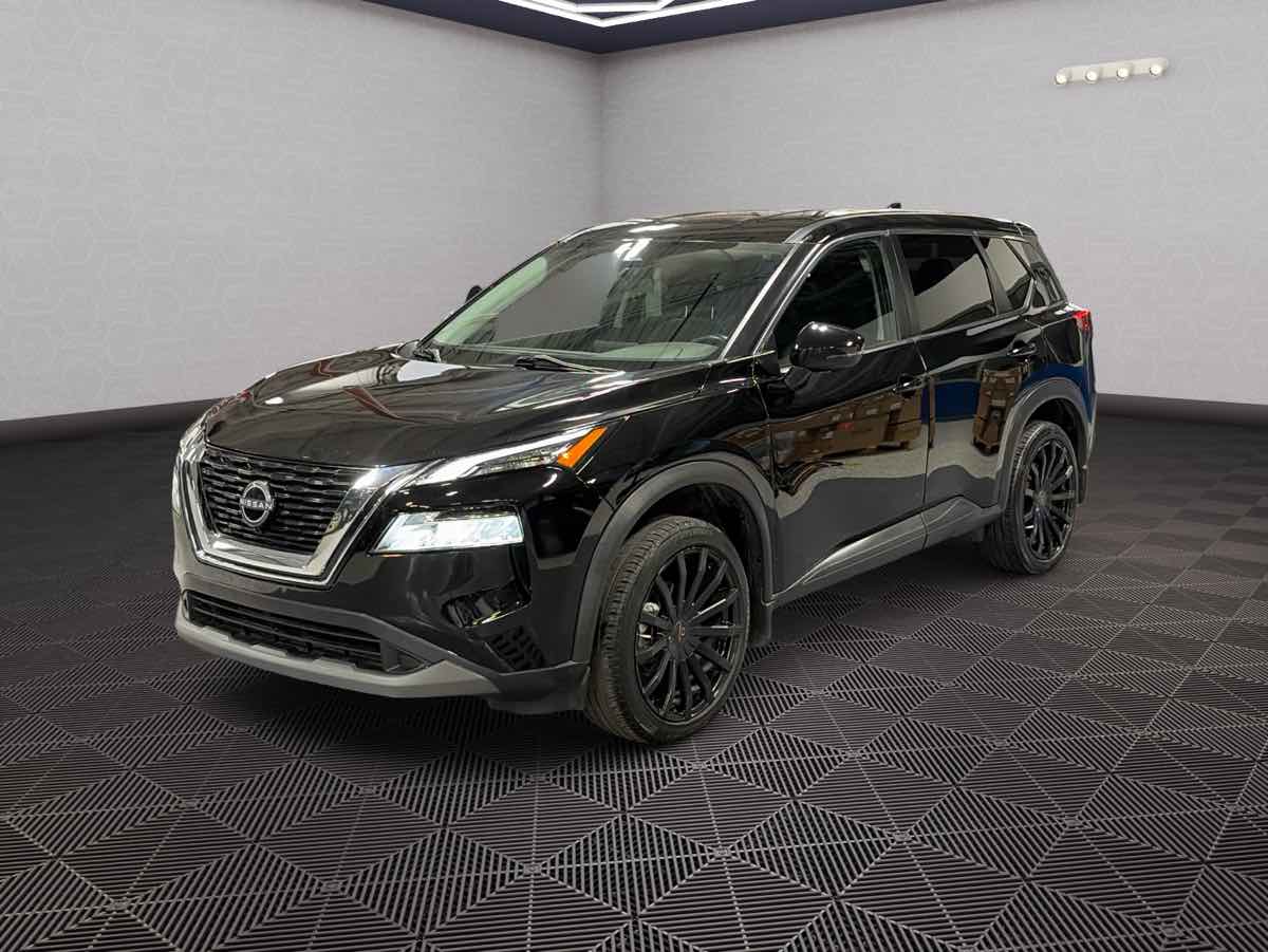 Photo 8 of this Nissan Rogue