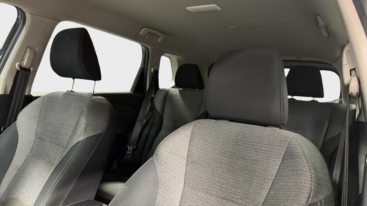 Photo 12 of this Nissan Rogue