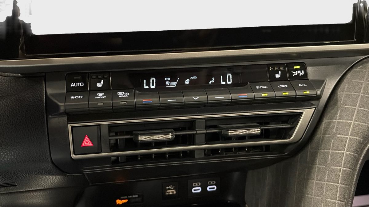 Photo 21 of this Toyota Camry