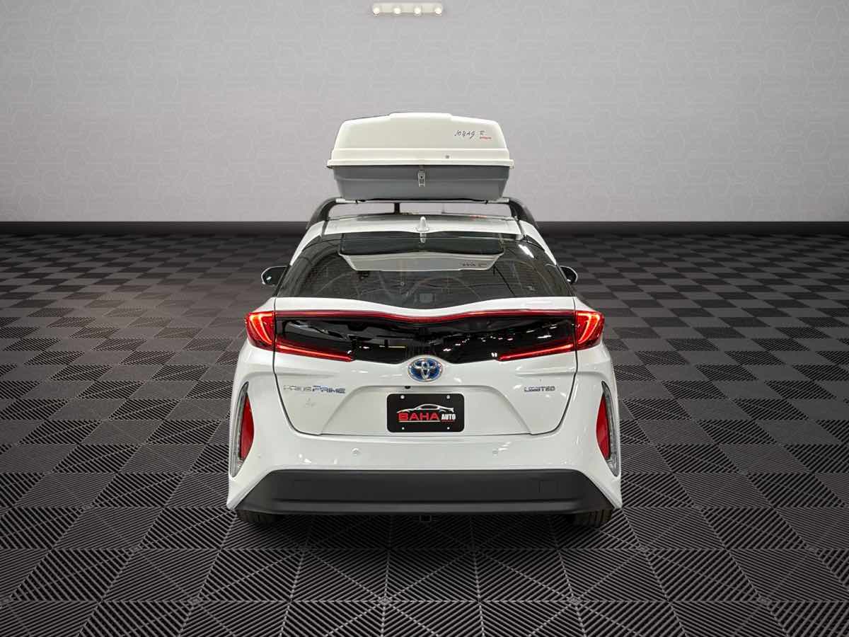 Photo 5 of this Toyota Prius Prime