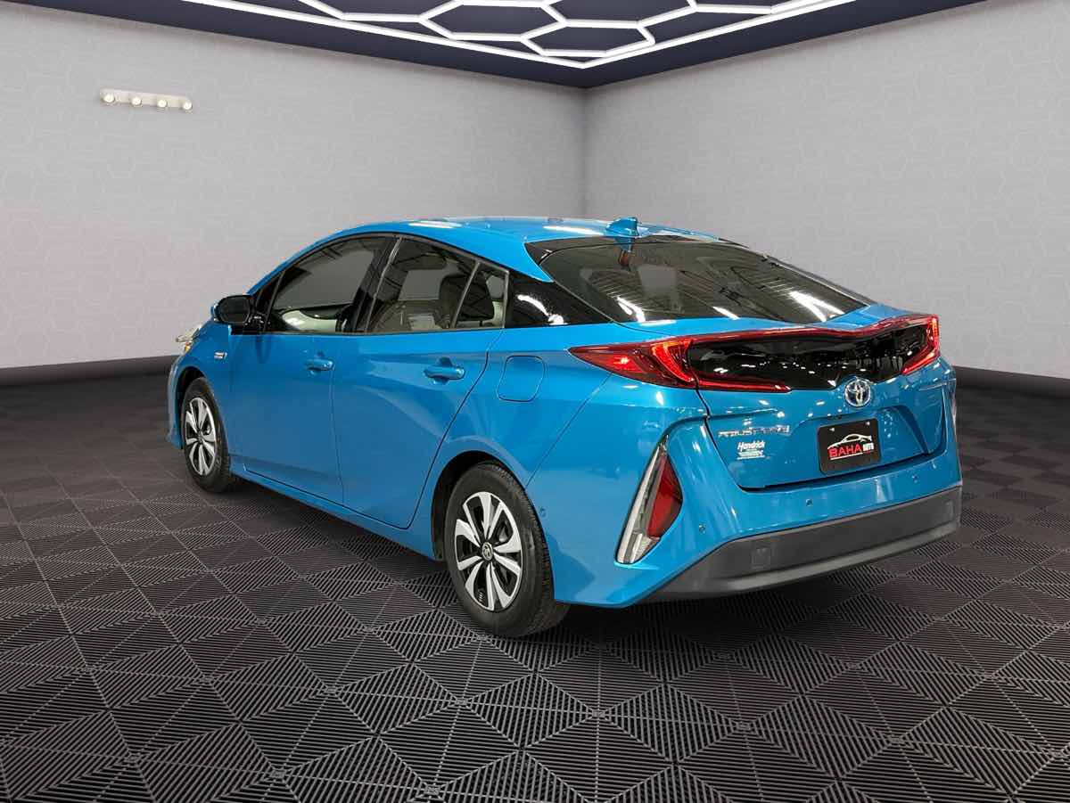 Photo 7 of this Toyota Prius Prime