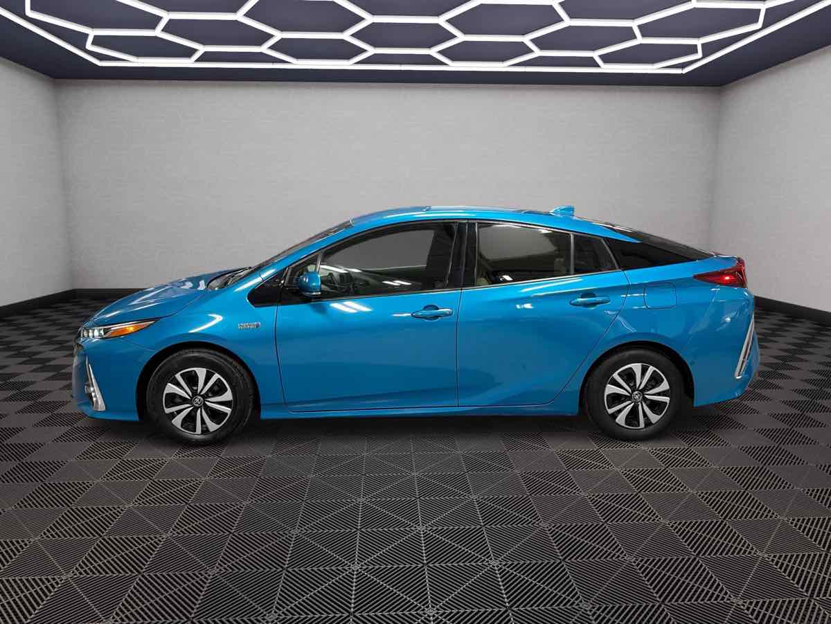 Photo 8 of this Toyota Prius Prime
