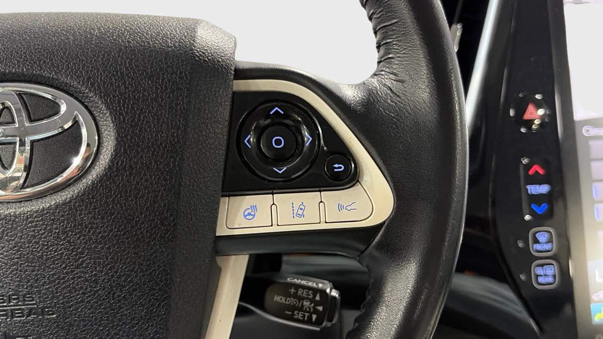 Photo 16 of this Toyota Prius Prime