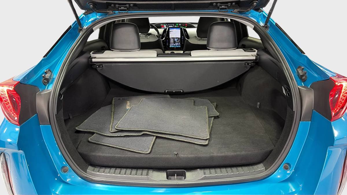 Photo 31 of this Toyota Prius Prime