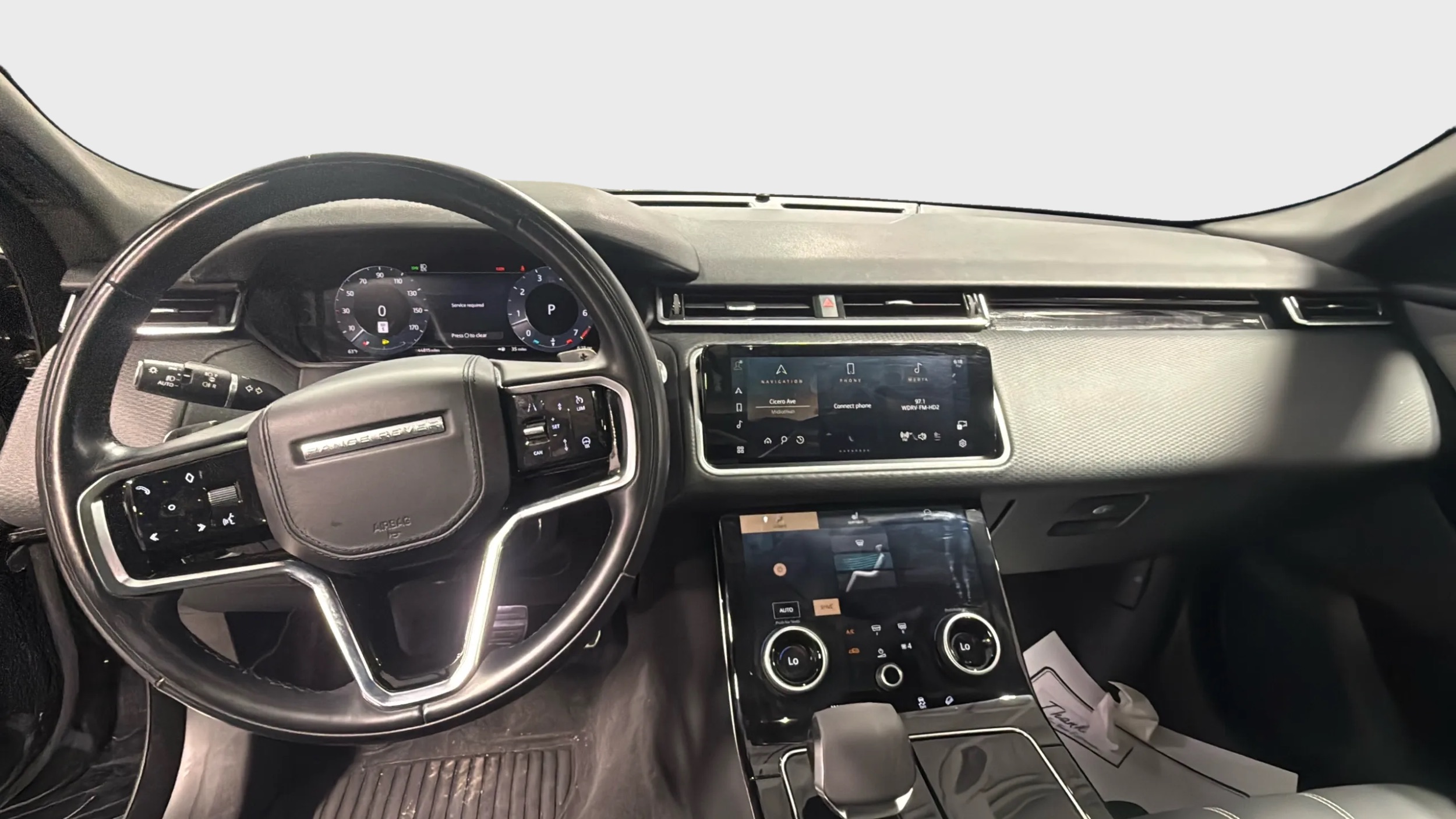 Photo 14 of this Land Rover Range Rover Velar
