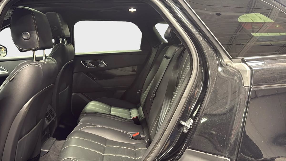 Photo 24 of this Land Rover Range Rover Velar
