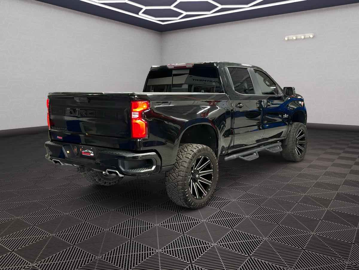 Photo 5 of this Chevrolet Silverado 1500 LTD