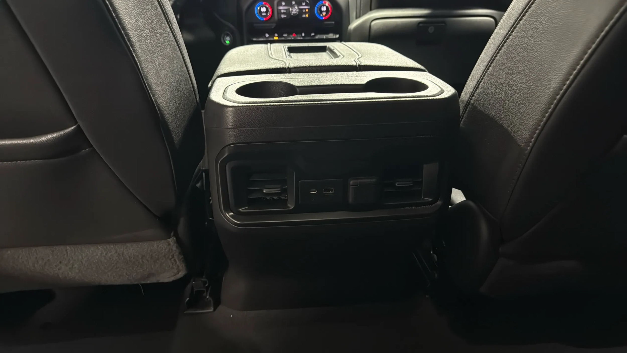 Photo 32 of this Chevrolet Silverado 1500 LTD