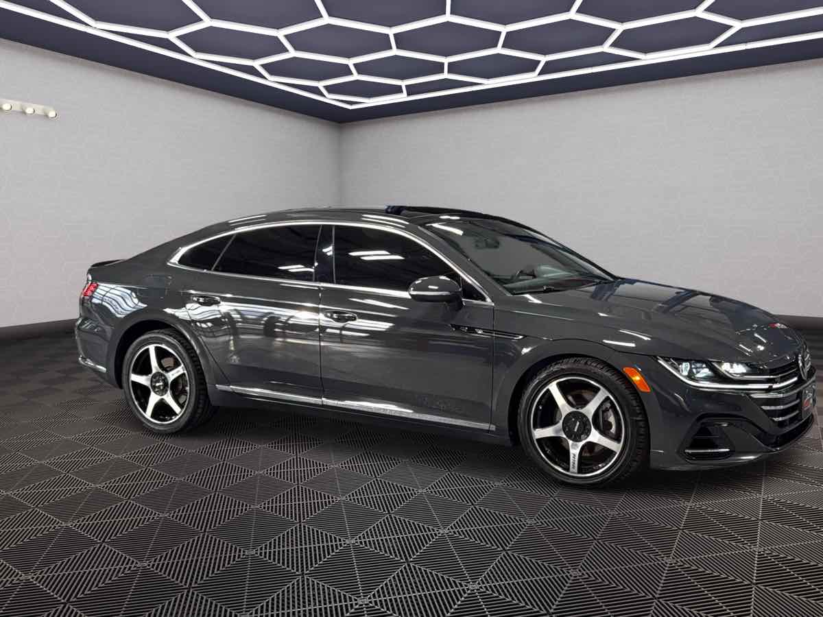 Photo 3 of this Volkswagen Arteon