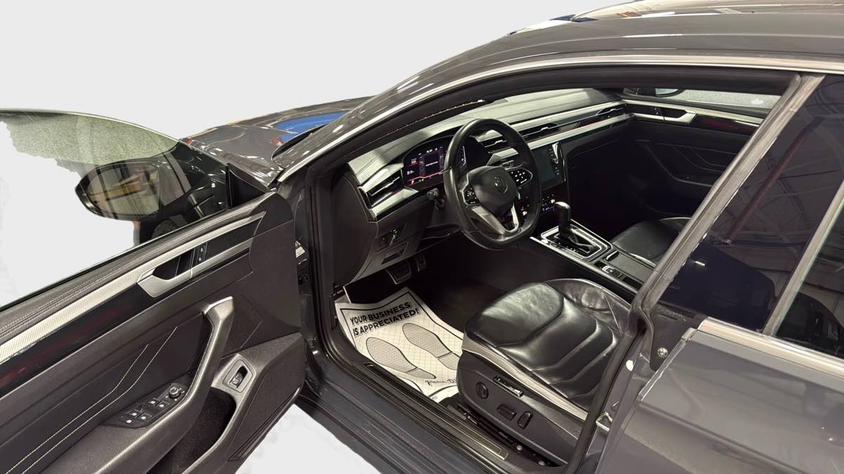 Photo 10 of this Volkswagen Arteon