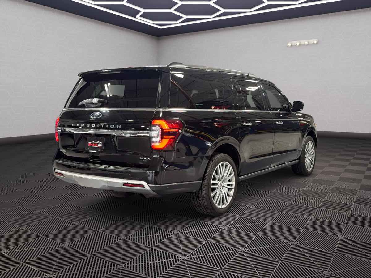 Photo 5 of this Ford Expedition Max
