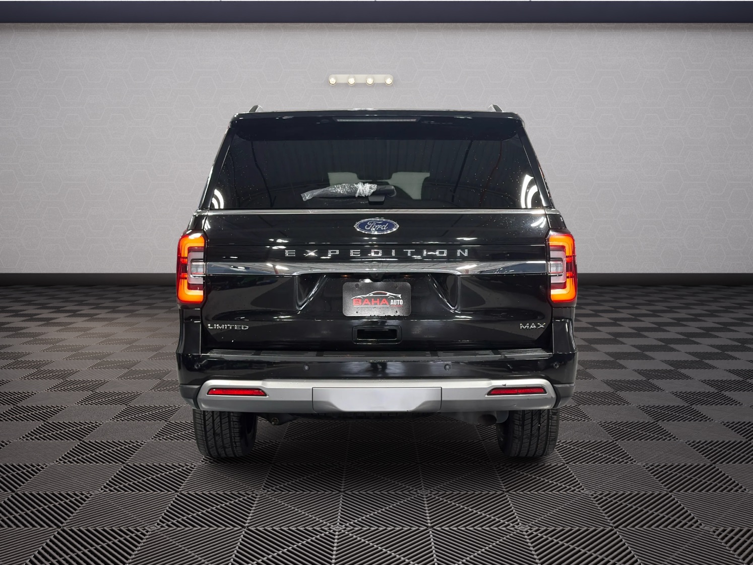 Photo 6 of this Ford Expedition Max