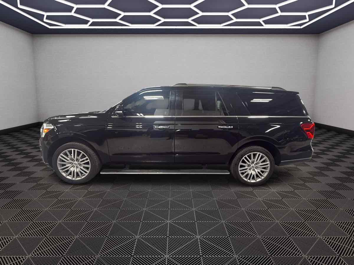 Photo 8 of this Ford Expedition Max