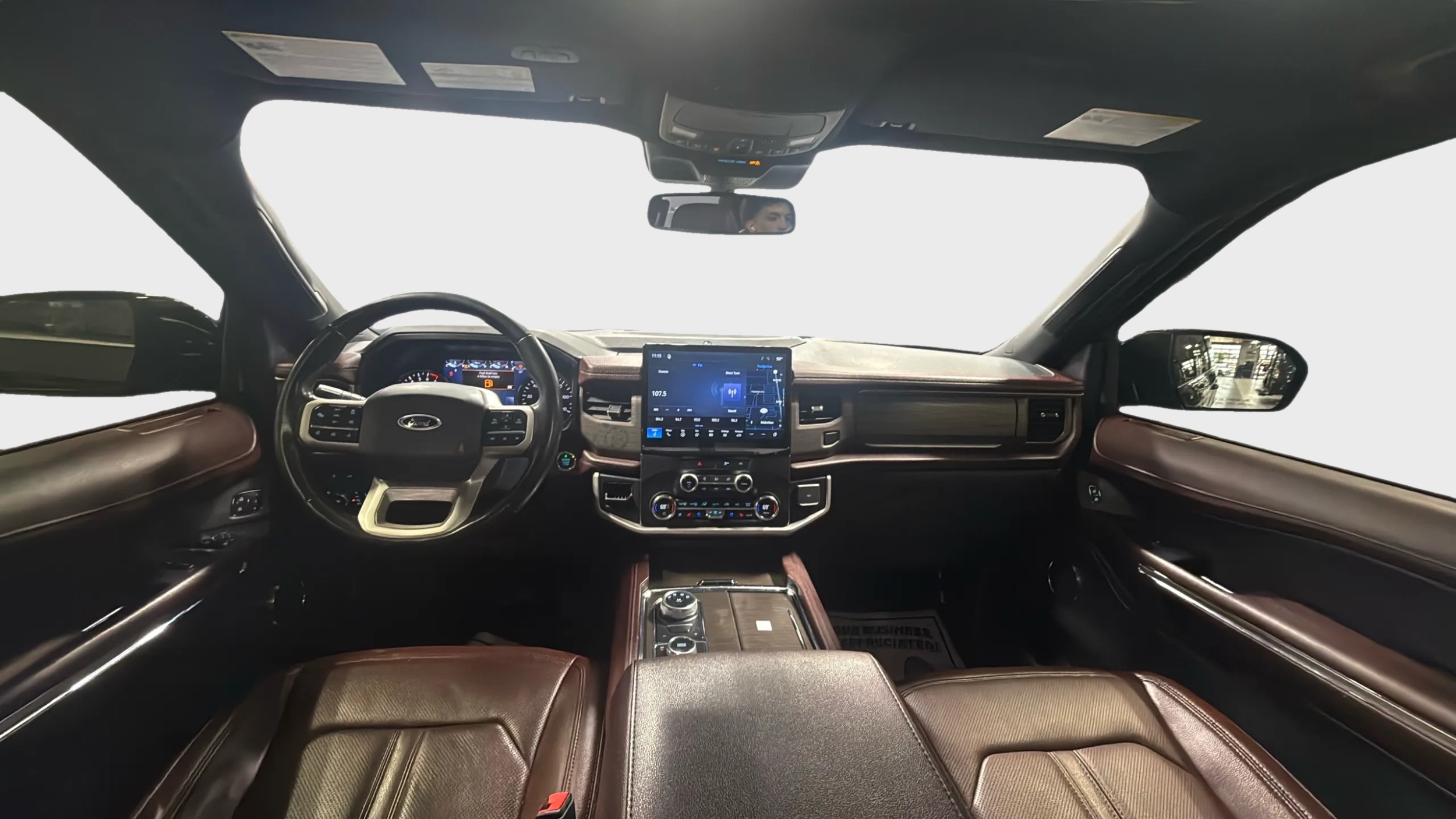 Photo 28 of this Ford Expedition Max